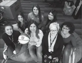  ?? CALIXTRO ROMIAS/STOCKTON RECORD/TNS ?? Stockton Kings employees (clockwise from front left) Alyssa Dezell, Francesca Flores, Amanda Dawson, Jillian Stocker, Ifela Hayes, Brandi Burrell and Sabrena Hernandez.