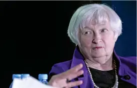  ?? ?? LIDERAZGO. Janet Yellen es la primera mujer al frente del Tesoro y también fue la primera presidenta de la Fed.