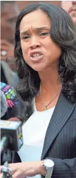  ??  ?? Baltimore State’s Attorney Marilyn Mosby holds a news conference near the site where Freddie Gray was arrested after her office dropped remaining charges against three Baltimore police officers awaiting trial.