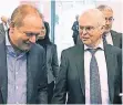  ?? FOTO: DPA ?? Verdi-Chef Bsirske (l.), Niedersach­sens Finanzmini­ster Schneider.