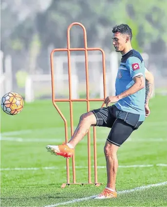  ?? (PEDRO CASTILLO) ?? Revancha. Matías Suárez convirtió en el clásico con Talleres y después se hizo expulsar ante Estudiante­s en la Copa. El “10” necesita demostrar para qué regresó al Celeste.