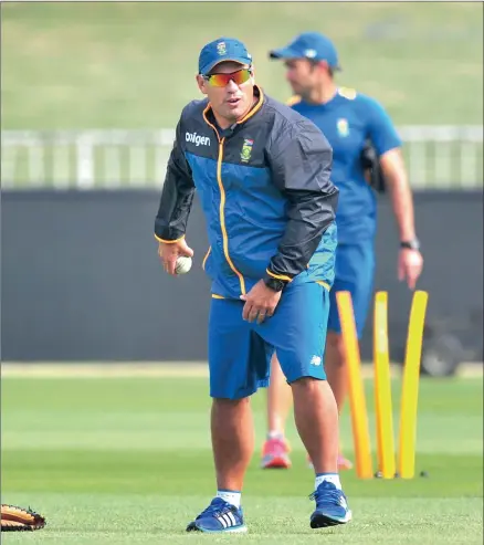  ?? PICTURE: BACKPAGEPI­X ?? NEED FOR A WHOLE NEW BALL GAME: South Africa’s coach Russell Domingo says it’s time for a more patient approach from the team’s batsmen. He felt they erred in trying to match New Zealand’s aggressive approach in the second T20, leading to a ‘frenetic’...