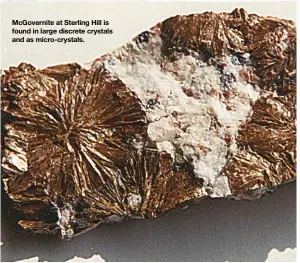  ??  ?? McGovernit­e at Sterling Hill is found in large discrete crystals and as micro-crystals.