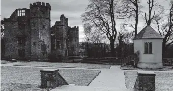  ??  ?? ‘Mallow Castle in Winter’ - Ann O’Meara.