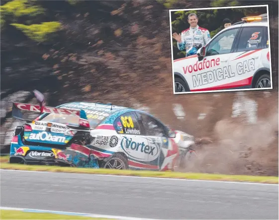  ?? Pictures: MARK HORSBURGH ?? Craig Lowndes crashes during practice at Phillip Island and (inset above) waving to the crowd as he walks to the medical car.