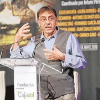  ?? RAÚL DOBLADO ?? Juan Carlos Monedero, durante una conferenci­a en Sevilla