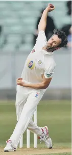  ??  ?? Irish bowler Barry McCarthy (left) will be back in Durham action against Glamorgan today, while Graham Onions (right) sits it out injured.