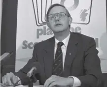  ??  ?? 0 Gordon Wilson quit as SNP leader on this day in 1990