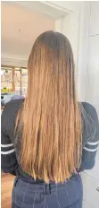  ?? FOTO: PRIVAT ?? Vorher: Dana Stöhr mit ihren langen Haaren beim Friseur.