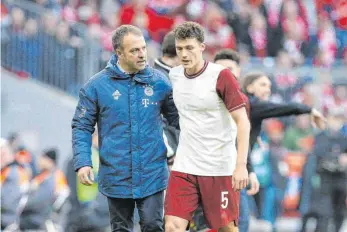  ?? FOTO: CHRISTIAN KOLBERT/IMAGO IMAGES ?? Auch Benjamin Pavard (re.) könnte zu den Gewinnern unter Hansi Flick gehören.