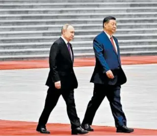  ?? // AFP ?? Putin y Xi Jinping en la Plaza de Tiananmen, en Pekín