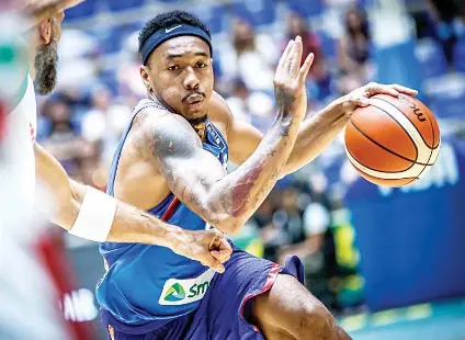  ?? FIBA. COM ?? CUT-UNCUT. After having been cut from the Gilas Pilipinas roster, Calvin Abueva suits up once more for Gilas Pilipinas as he replaces Jayson Castro, who twisted his ankle prior to today’s start of the Fiba Asia Qualifiers against Australia.