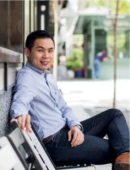  ??  ?? HELPING OTHERS WIN Life coach Kar Fei Cheah is on a mission to transform lives