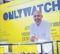  ??  ?? Luc Pettavino, président de l’associatio­n monégasque contre les myopathies, organisate­ur de la vente caritative de montres.