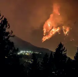  ?? Notte da incubo ?? Il rogo sulla montagna. Sotto Michel De Salvador, superstite