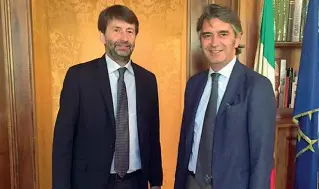  ??  ?? Rischio braccio di ferro Il ministro Dario Franceschi­ni con il sindaco Federico Sboarina durante l’ultimo incontro a Roma