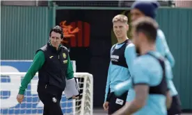  ?? Seen. Photograph: Domenech Castello/EPA ?? The Villarreal head coach, Unai Emery (left), says this is the best Liverpool team he has