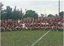  ??  ?? Festejo. Tablada celebró sus 75 años jugando contra Los Dogos.