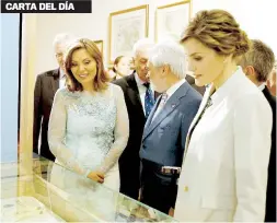  ??  ?? La primera dama Wilma Pastrana y la reina Letizia en El Morro.