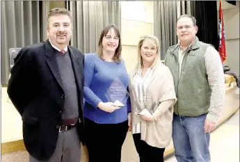  ?? LYNN KUTTER ENTERPRISE-LEADER ?? Prairie Grove Chamber announced the 2018 Citizens of the Year — Rick and Kara Ault (left); and the 2018 Business of the Year — Crescent Department Store, owned by Shannon and Travis Stearman.