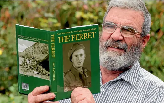  ?? PHOTO: JOHN BISSET/FAIRFAX NZ ?? Tom O’Connor has published a book on Waimate war hero Eric Batchelor.