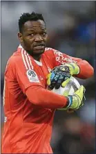  ??  ?? Steve Mandanda, le gardien de l’OM