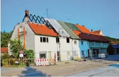  ?? Foto: Armin Schmid ?? In Altenstadt soll der Ortskern attraktive­r werden. Im Fokus stehen dabei auch die „Brandhäuse­r“an der Memminger Straße.