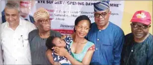  ??  ?? L-R: President, Rotary Club of Lagos Palmgrove Estate, Atul Kshetry: APC Chieftain, Omoba Olumuyiwa Sosanya: eight-month old baby Brainard, one of the eye surgery beneficiar­ies with the mother, Mrs. Helen Popoola; Senator Gbenga Ashafa: and Rotary...