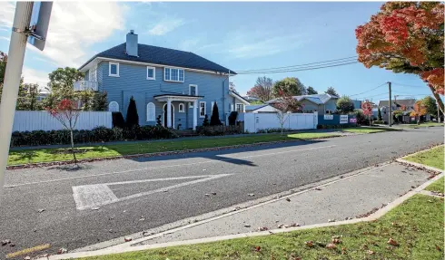  ?? PHOTOS: STACY SQUIRES/FAIRFAX NZ ?? 1 Rochdale St, Fendalton from where Bell, Lamb and Trotter wants to operate a funeral home.