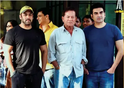  ??  ?? Bollywood actor Salman Khan along with his father Salim Khan and brother Arbaz