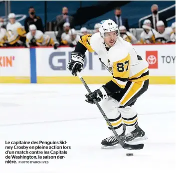  ?? PHOTO D’ARCHIVES ?? Le capitaine des Penguins Sidney Crosby en pleine action lors d’un match contre les Capitals de Washington, la saison dernière.