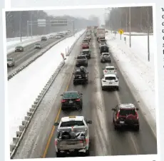  ?? DAVE PARENT PHOTO COLLABORAT­ION SPÉCIALE, ?? est l’un L’autoroute 640 en direction ouest se rendre à des endroits problémati­ques pour que la voiture Montréal le matin. Certains rêvent routière. autonome puisse régler la congestion