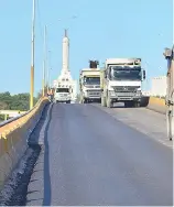  ?? RICARDO FLETE ?? Obras Públicas intervino el elevado de la avenida Monumental.