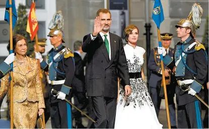  ??  ?? Felipe VI, durante la entrega del Premio Princesa de Asturias.