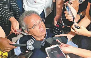  ?? PALOMA SAVEDRA ?? Para Paulo Guedes, guru econômico de Bolsonaro, o Brasil teve 30 anos de gastos públicos descontrol­ados