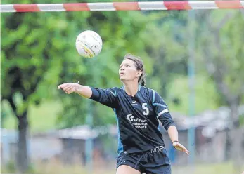  ?? ARCHIVFOTO: VOLKER STROHMAIER ?? Der SV Tannheim (hier Simone Hummel) ging beim Spieltag in Stammheim leer aus.