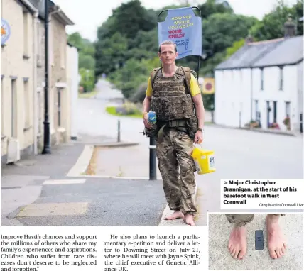  ?? Greg Martin/Cornwall Live ?? > Major Christophe­r Brannigan, at the start of his barefoot walk in West Cornwall