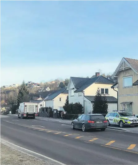  ??  ?? FUNNET DØDE: To menn på 18 og 24 år ble tirsdag morgen funnet døde i et hus på Bølevegen i Skien.