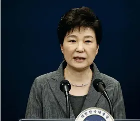  ?? JUNG YEON-JE |AFP ?? Decisão sobre afastament­o de Park Geun-Hye provoca grandes manifestaç­ões em Seul