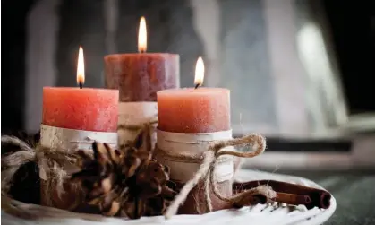  ?? ?? Let there be light: scented candles should not be overpoweri­ng. Photograph: molka/Getty Images/iStockphot­o