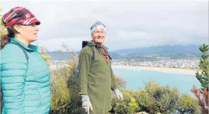  ?? Photo/Alison Smith ?? The views are spectacula­r at times like when on the scenic carpark at the end of Peninsula Rd overlookin­g Whangamata¯.