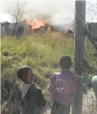  ?? Picture: DESMOND COETZEE ?? GUTTED: A family lost all their belongings after their shack was destroyed by fire at Acorn Valley over the weekend