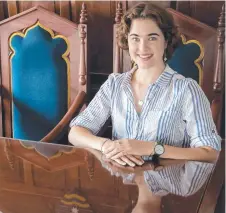  ?? Picture: Contribute­d ?? ACHIEVEMEN­T: Former Fairholme College student Alissa Woods has been awarded a Vice Chancellor's Elite Scholarshi­p to attend Bond University.