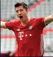  ??  ?? D’OR OPENER Lewandowsk­i