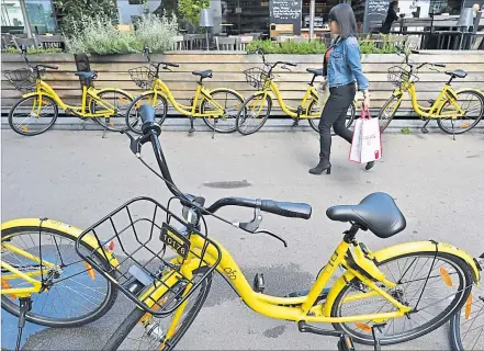  ?? [ APA ] ?? Die gelben Ofos bleiben (vorerst) in voller Zahl – die gelb-grauen OBikes aber werden nun in Wien drastisch reduziert.