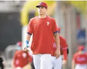  ?? AP FILE PHOTO ?? Phillies catcher, J.T. Realmuto, out with a fractured right thumb, is making progress toward his goal to be ready for Opening Day.