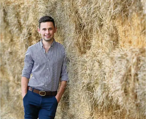  ?? PHOTO: ANDY ROGERS ?? COUNTRY LIVING: Marcus Oldham College student Jack Bartels is keen to make a career in agricultur­e.