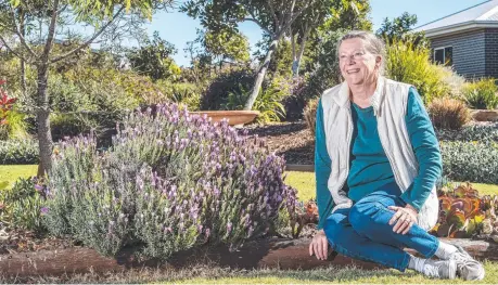  ?? Picture: Nev Madsen. ?? HAPPY PLACE: Julie Brown in her The Chronicle Garden Competitio­n garden.