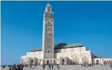  ?? ?? Weitere Informatio­nen unter
Die Recherche wurde unterstütz­t von FTI Touristik.
Die Moschee Hassan II. in Casablanca zählt zu den größten Moscheen der Welt.