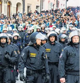  ??  ?? Bei der Sicherheit­sapp der österreich­ischen Polizei vertraut das Innenminis­terium auf Anwendunge­n made in Austria. Wien
